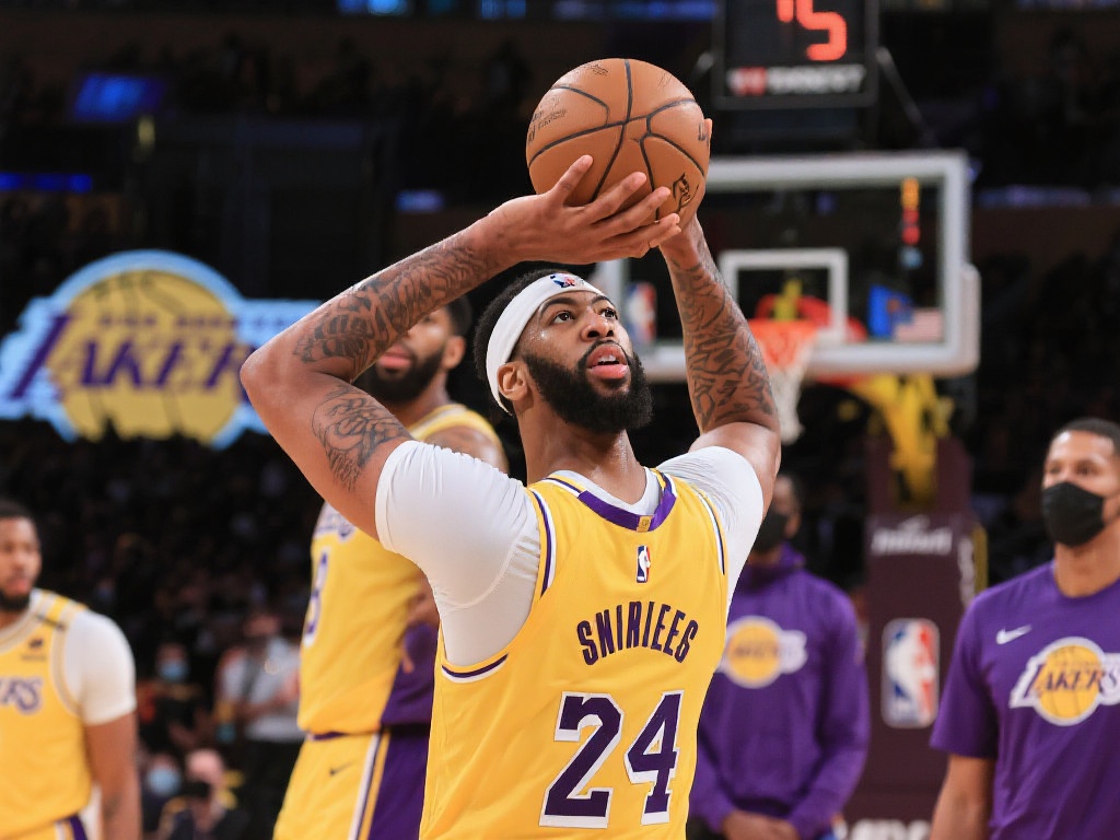 纷纷留下自 纷纷留下自